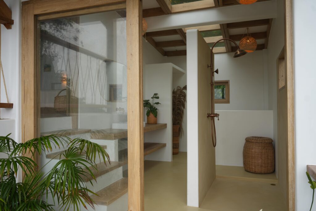salle de bain ouverte sur la jungle colombienne près de Tayrona